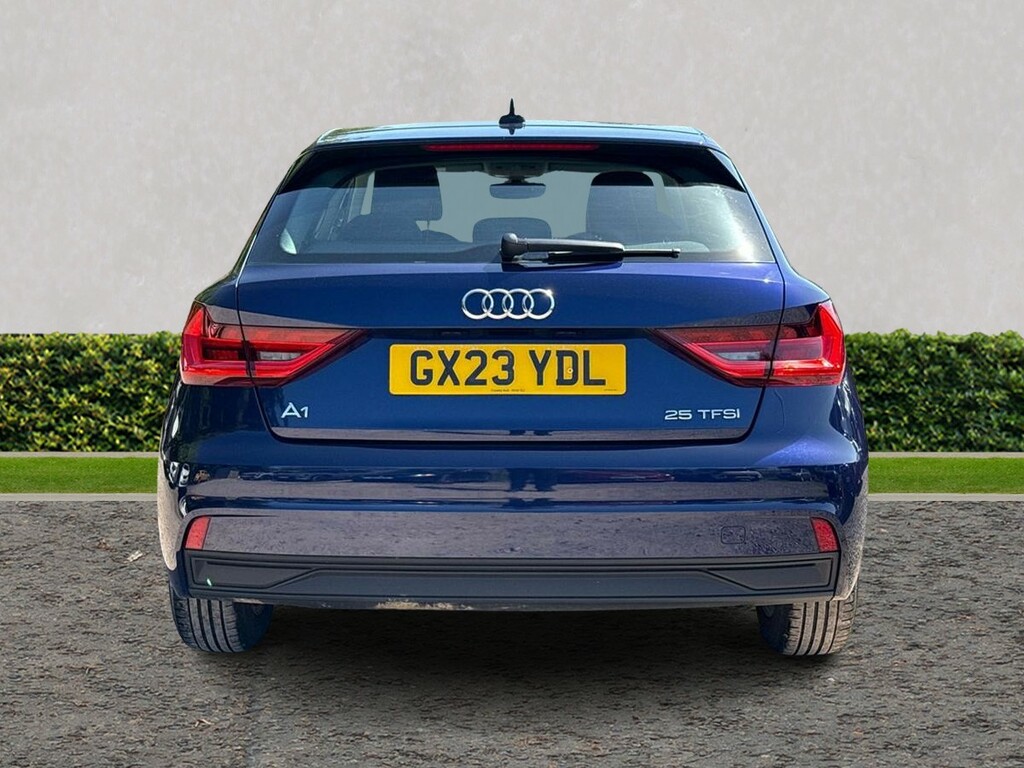 Audi A1 25 Tfsi Technik GX23YDL Blue #4