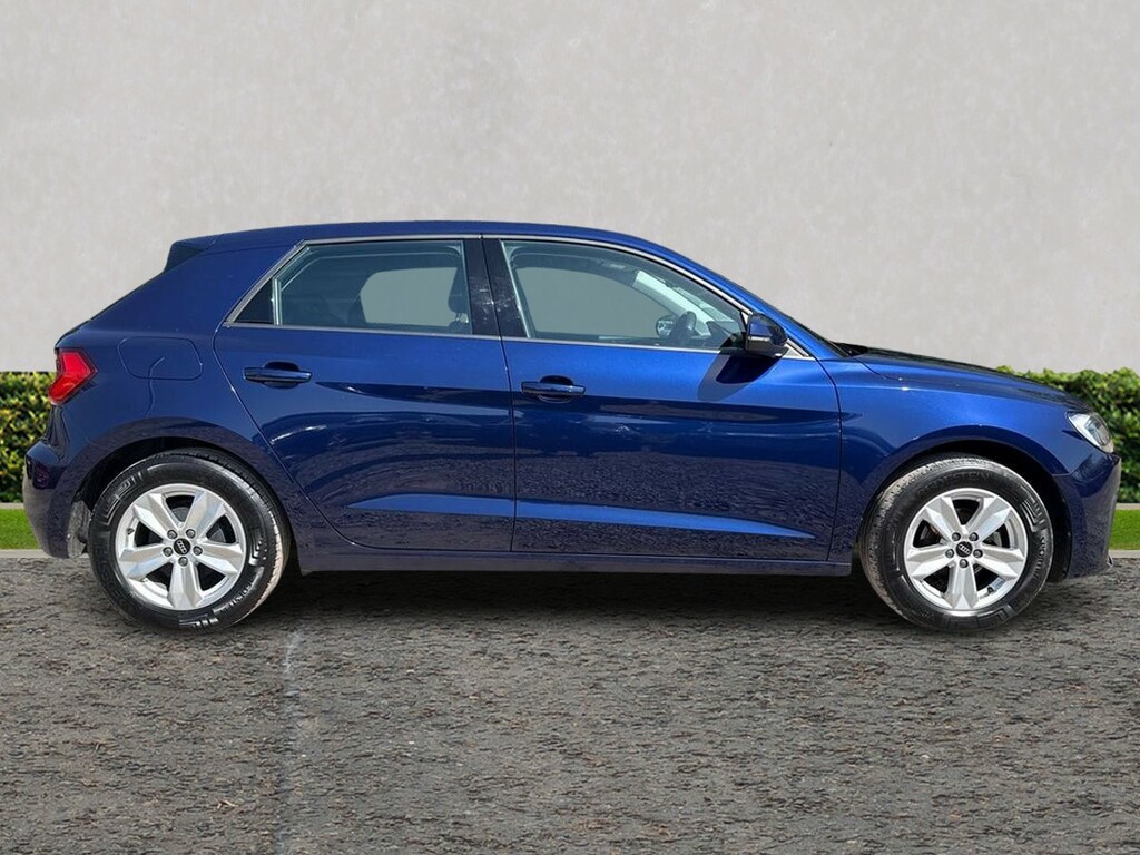 Audi A1 25 Tfsi Technik GX23YDL Blue #2