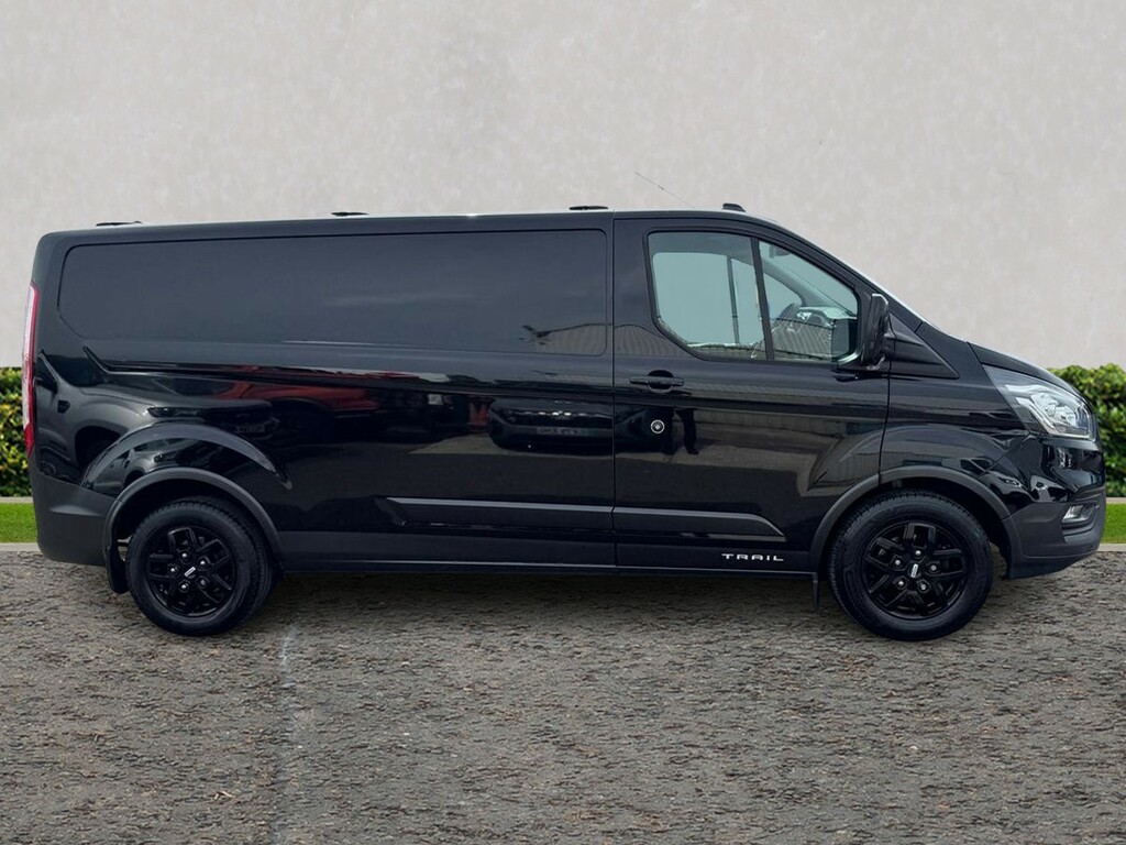 Ford Transit Custom 2.0 Ecoblue 170Ps Low Roof Trail Van GX22GVA Black #2