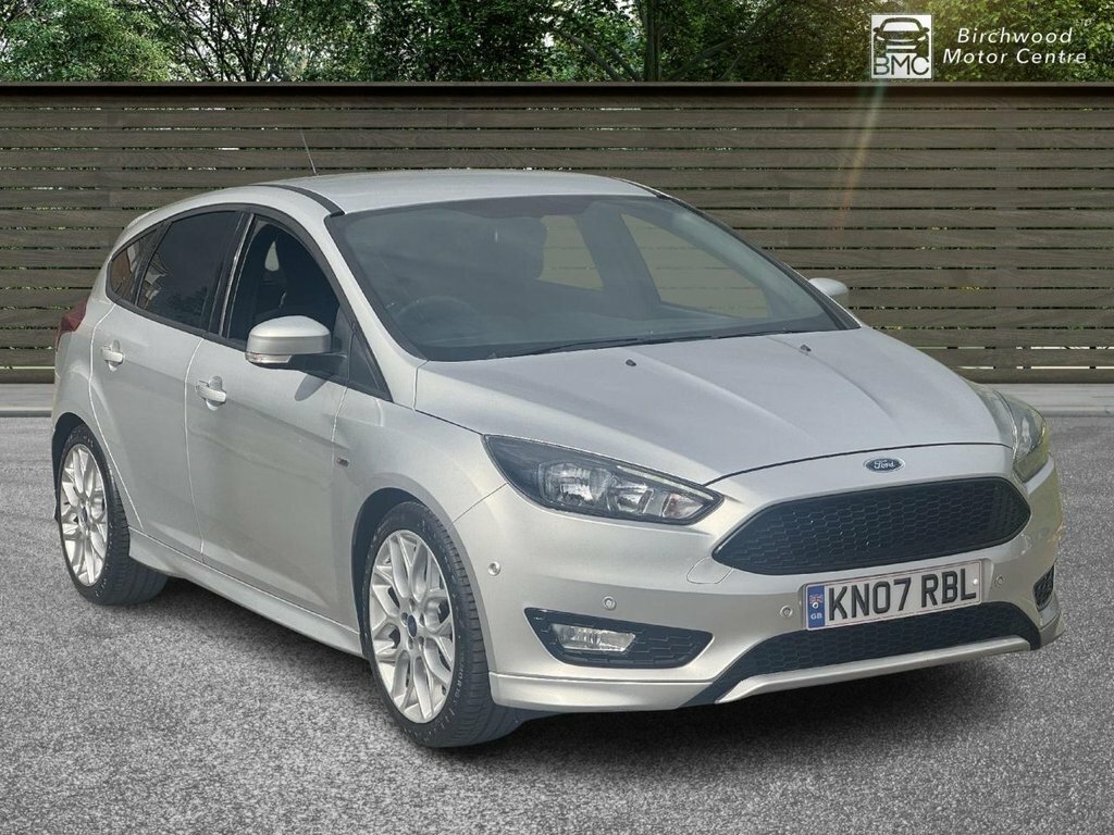 Ford Focus 1L St-line Silver