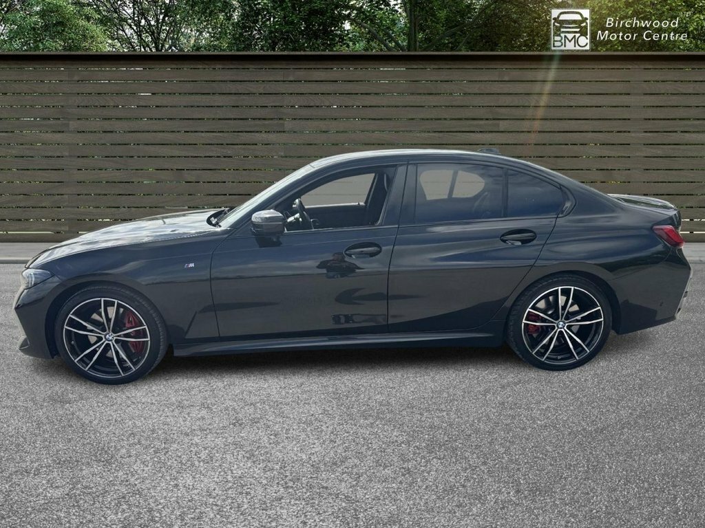BMW 3 Series 2L M Sport YH24VWL Black #4