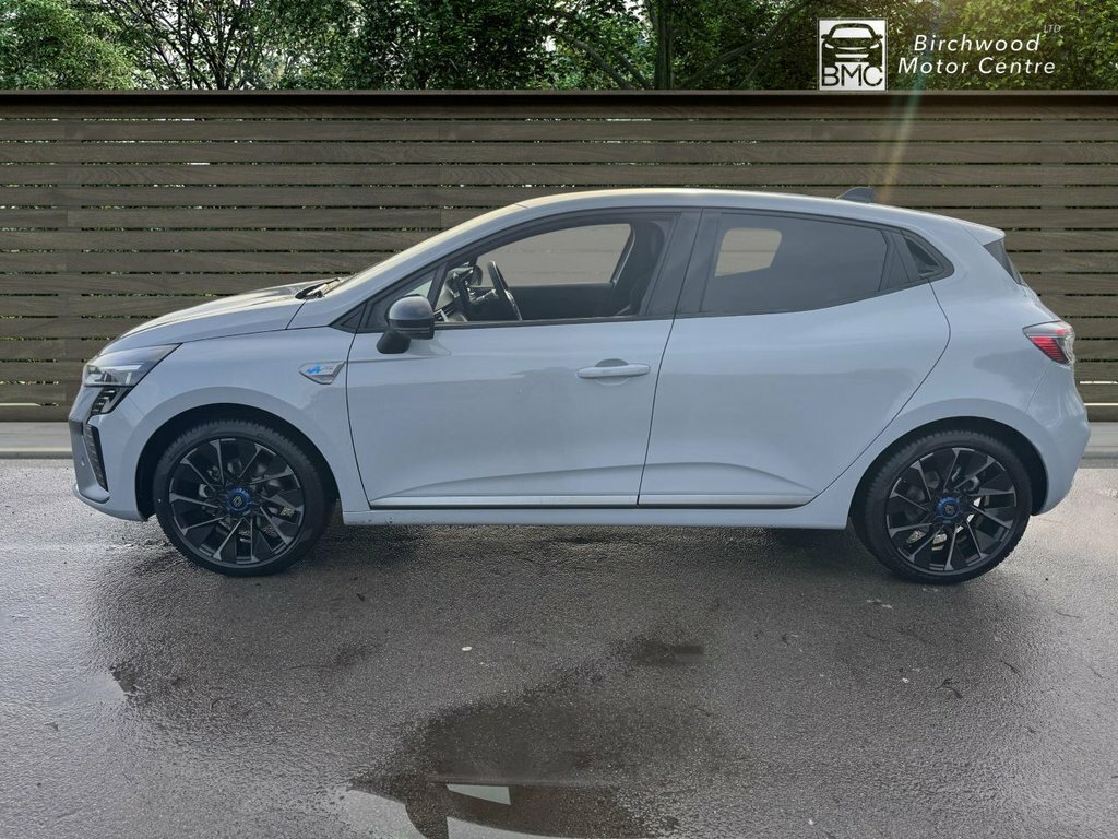 Renault Clio Hatchback CL10MKG Grey #4