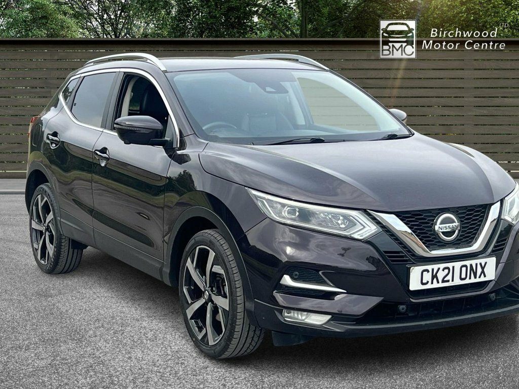 Nissan Qashqai 1.3L N-motion Black