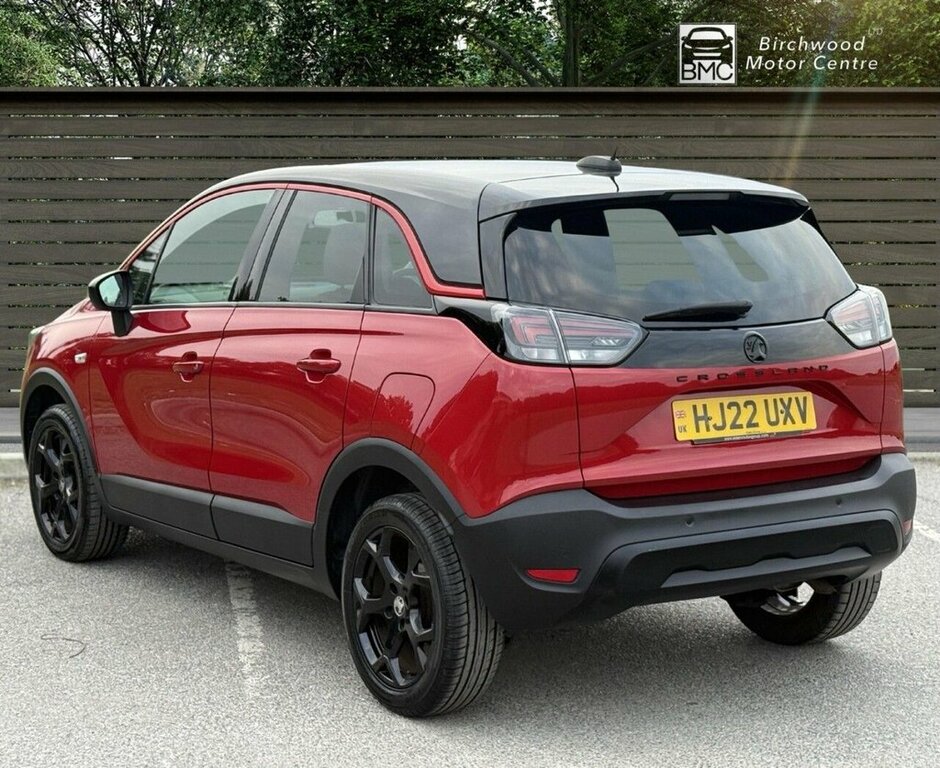 Vauxhall Crossland Suv HJ22UXV Red #2