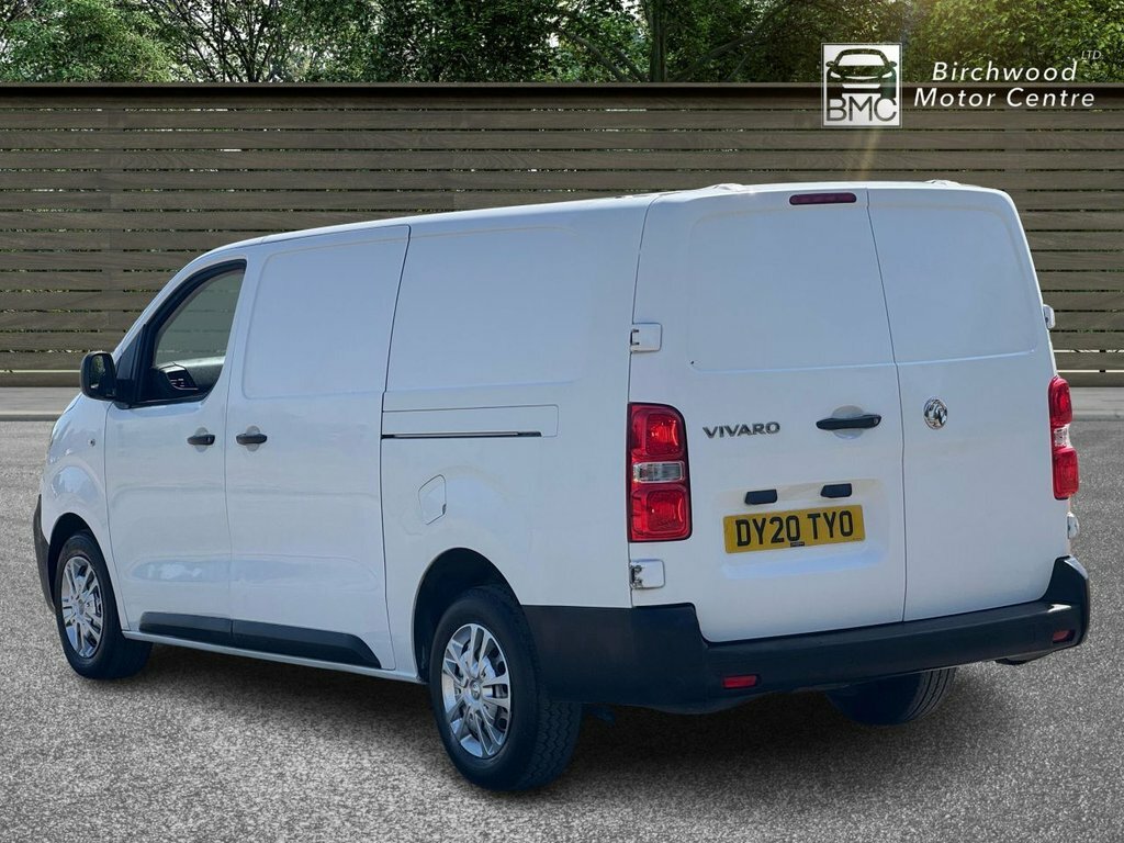 Vauxhall Vivaro 1.5L Dynamic 6Dr DY20TYO White #5