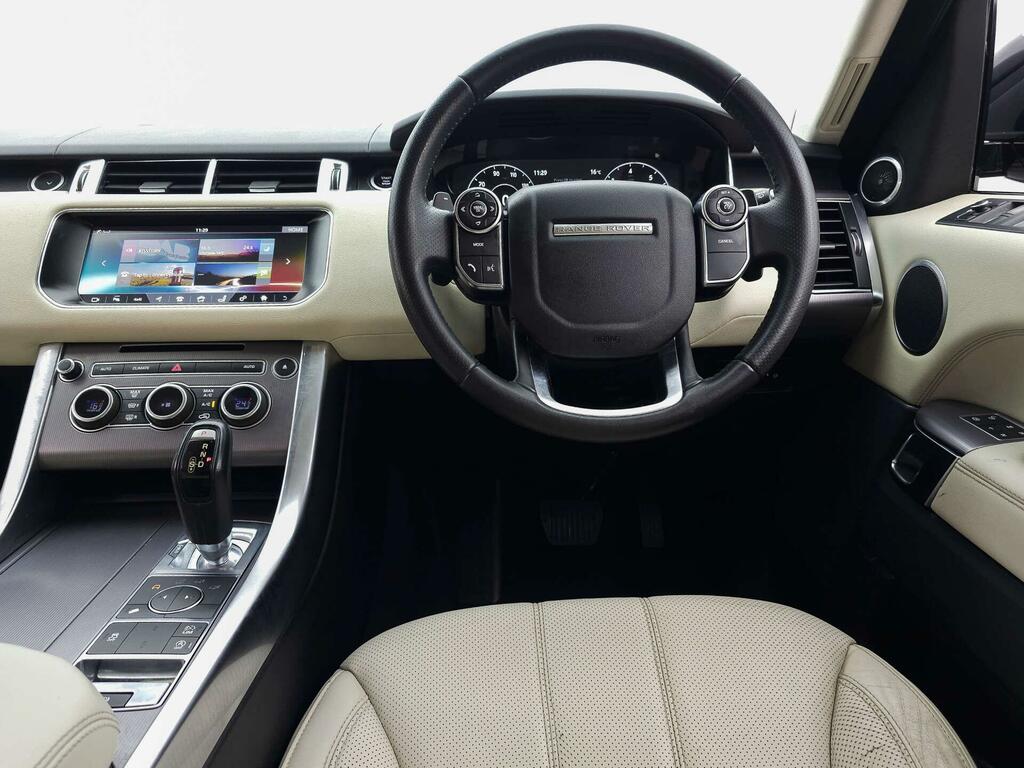 Land Rover Range Rover Sport 2.0 Sd4 Hse 4Wd Euro 6 Ss Black #3