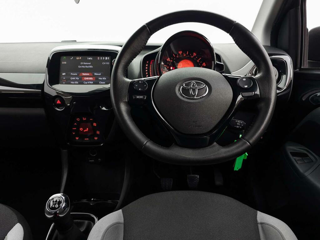 Toyota Aygo 1.0 Vvt-i X-press Euro 6 CU17NKE Grey #3