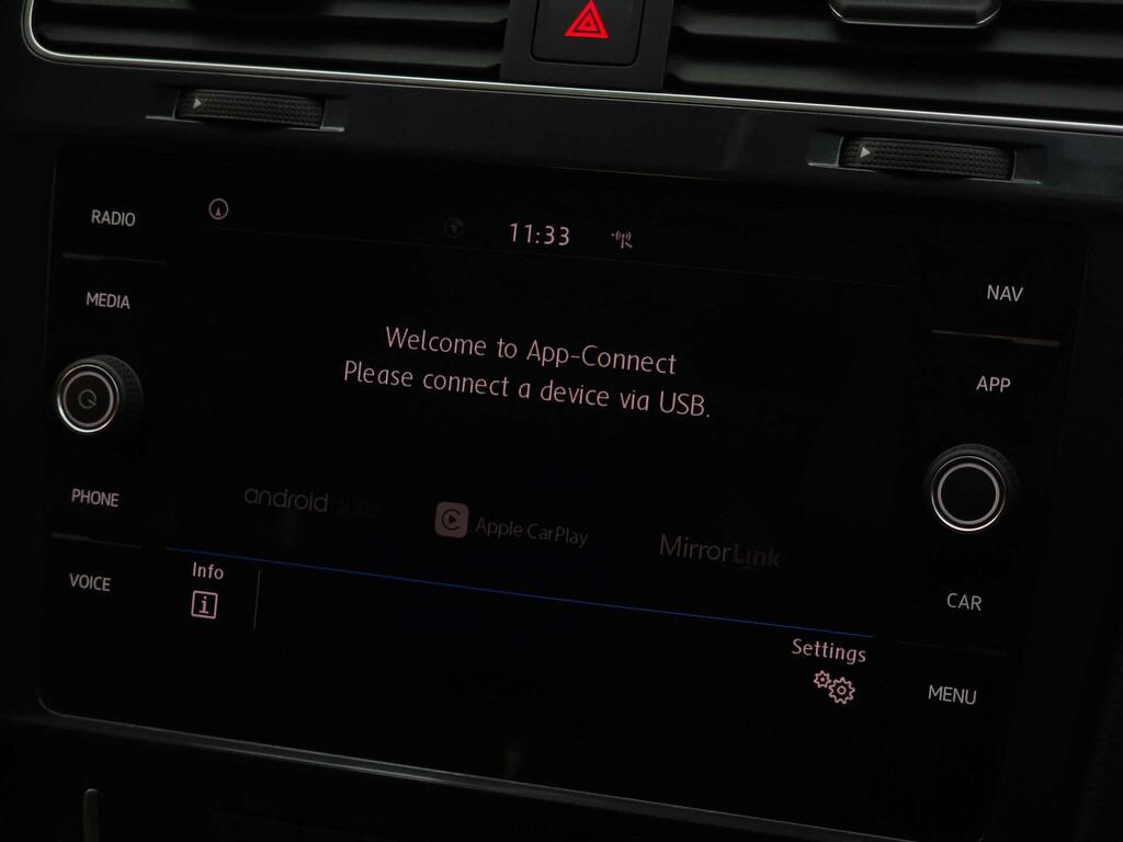Volkswagen Golf 1.5 Tsi Evo Se Nav Euro 6 Ss CV68ZRJ Black #4