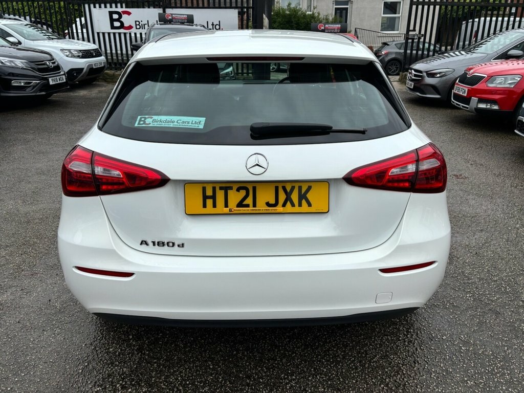 Mercedes-Benz A Class 2L Se White #5