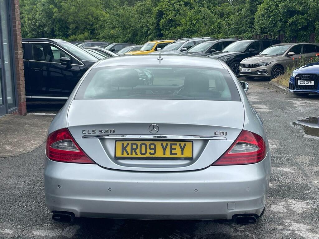 Mercedes-Benz CLS Saloon 3.0 Cls320 Cdi Coupe 7G-tronic 200909 Silver #6