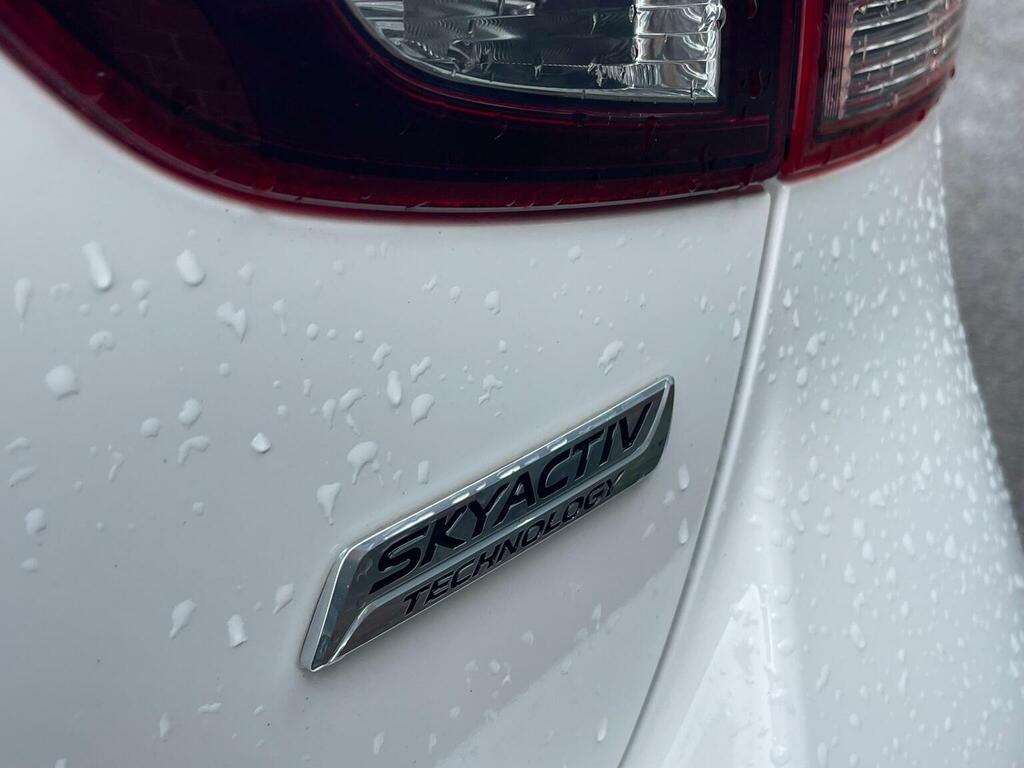 Mazda 2 Hatchback 1.5 Skyactiv-g Sport Nav Euro 6 Ss 5 KF68UKT White #6
