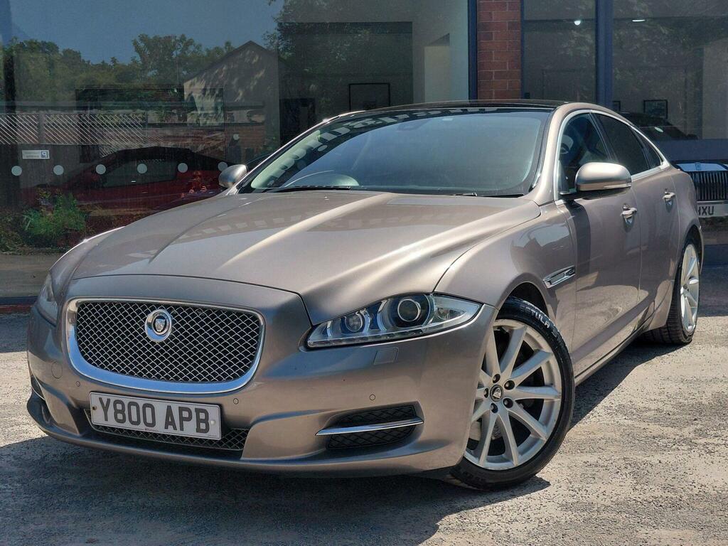 Jaguar XJ Saloon 3.0D V6 Luxury Euro 5 201212 Grey #2