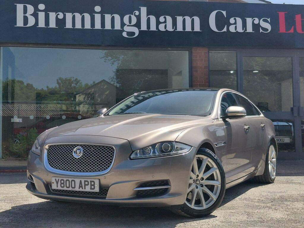 Jaguar XJ Saloon 3.0D V6 Luxury Euro 5 201212 Grey