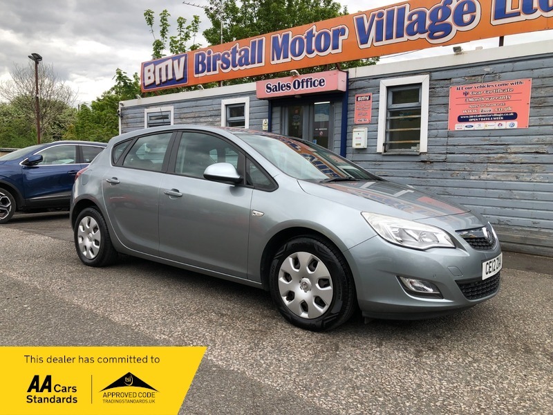 Vauxhall Astra Exclusiv Silver