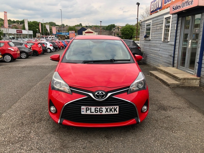 Toyota Yaris Vvt-i Icon PL66XKK Red #2