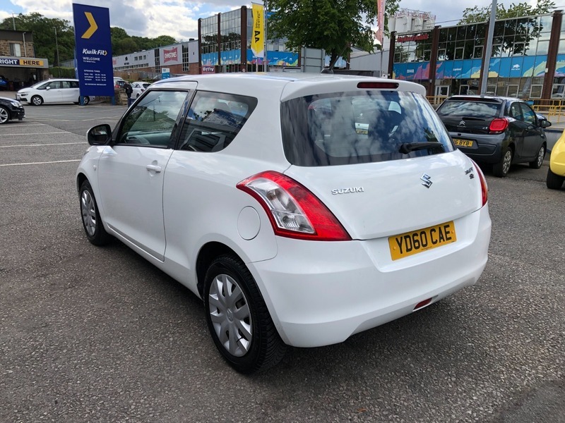 Suzuki Swift Sz2 White #6