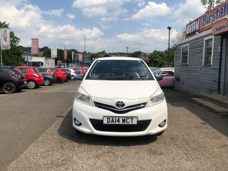 Toyota Yaris Vvt-i Trend DA14WCT White #2
