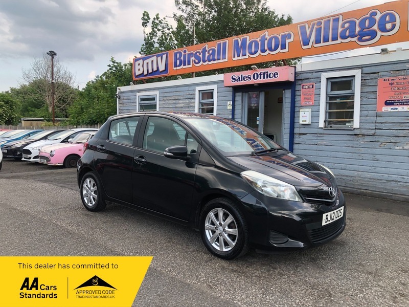 Toyota Yaris Vvt-i Tr Black