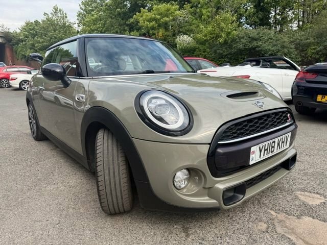 Mini Hatch 2.0 Cooper S Hatchback YH18KHV Grey #2