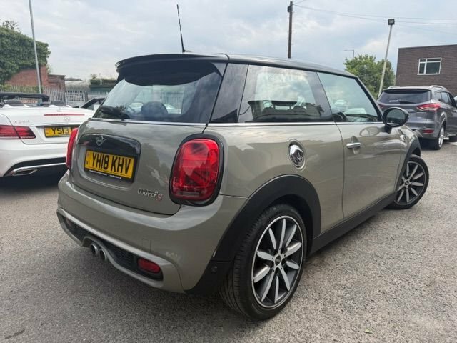 Mini Hatch 2.0 Cooper S Hatchback YH18KHV Grey #3