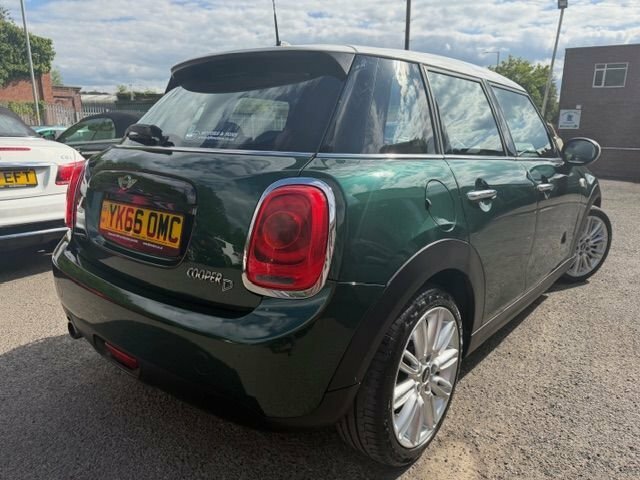 Mini Hatch 1.5 Cooper D Hatchback YK66OMC Green #3