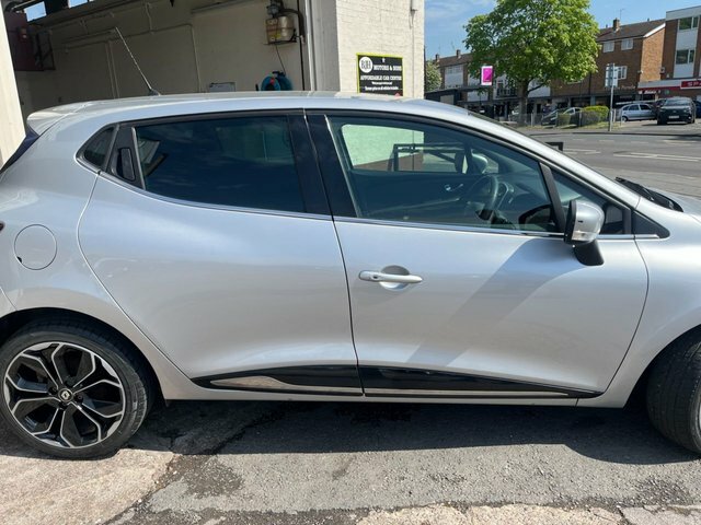 Renault Clio 0.9 Tce Iconic Hatchback HL68AUK Silver #3