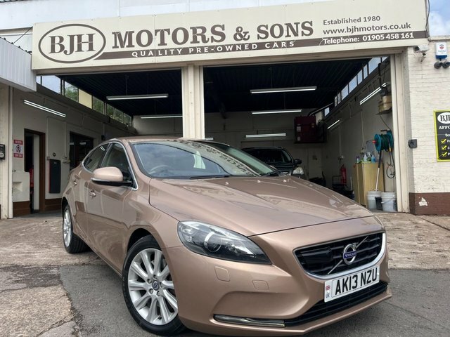 Volvo V40 2.0 D3 Se Lux Brown