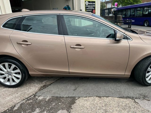 Volvo V40 2.0 D3 Se Lux Brown #3