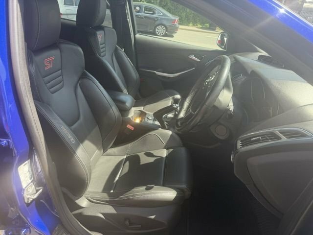 Ford Focus 2.0T Ecoboost St-3 Hatchback YA13VFW Blue #6