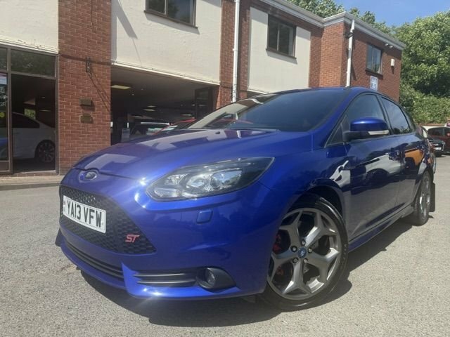 Ford Focus 2.0T Ecoboost St-3 Hatchback Blue