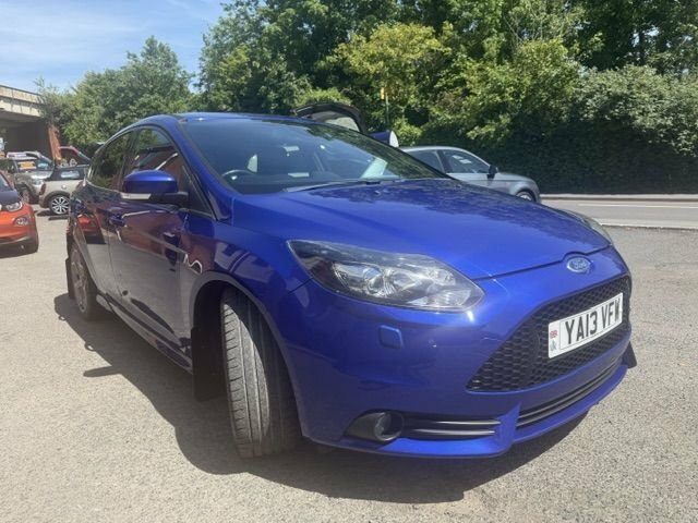 Ford Focus 2.0T Ecoboost St-3 Hatchback YA13VFW Blue #2