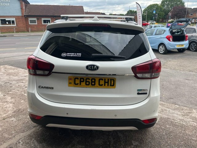Kia Carens 1.6 Gdi 2 Mpv CP68CHD White #5
