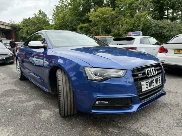 Audi S5 3.0 Tfsi V6 Black Blue #2