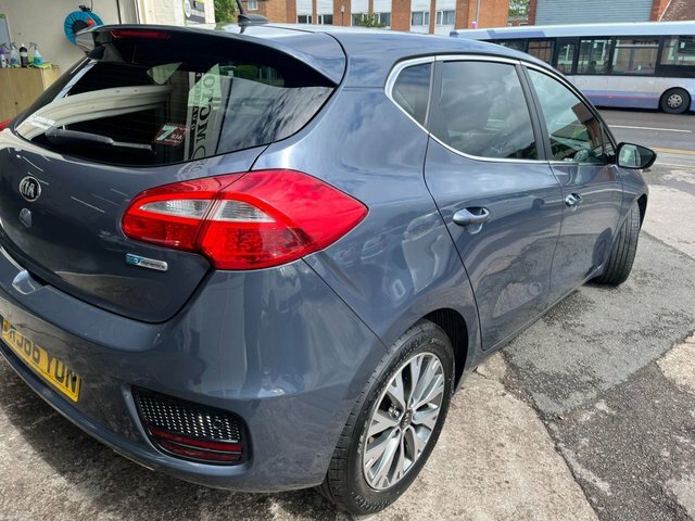 Kia Ceed 1.6 Crdi 3 Hatchback RJ66YON Blue #4