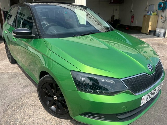 Skoda Fabia 1.0 Colour Edition Hatchback VO18JOH Green #2