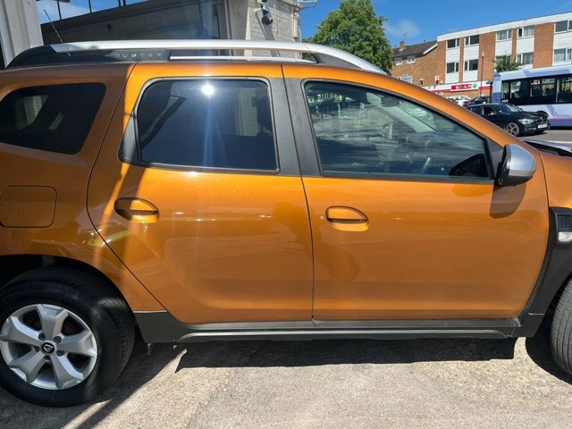 Dacia Duster 1.6 Sce Comfort Suv CE68NPU Orange #2