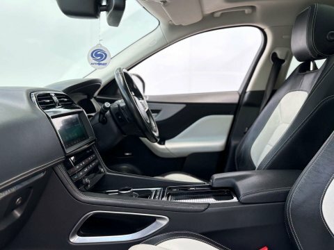 Jaguar F-Pace D200 R-dynamic Se Grey #58