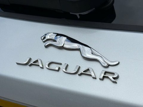 Jaguar F-Pace D200 R-dynamic Se Grey #32