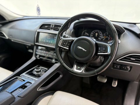 Jaguar F-Pace D200 R-dynamic Se Grey #44
