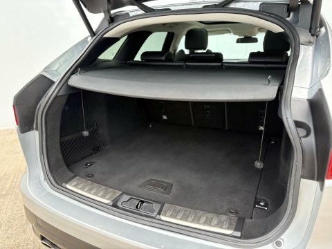 Jaguar F-Pace D200 R-dynamic Se Grey #27