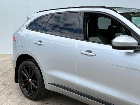 Jaguar F-Pace D200 R-dynamic Se Grey #6