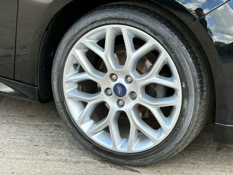 Ford Focus 1.0 Focus St-line CJ17GBE Black #6