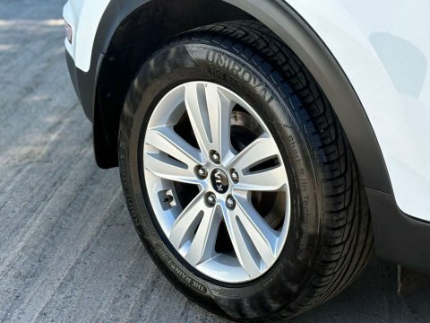 Kia Sportage 1.7 Sportage 2 CU18HDH White #6