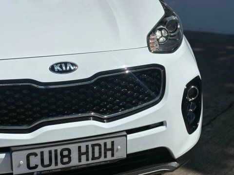 Kia Sportage 1.7 Sportage 2 CU18HDH White #4