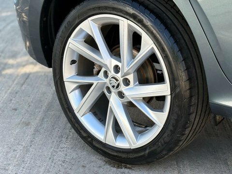 Skoda Kamiq 1.0 Kamiq Se YR70NTX Grey #2