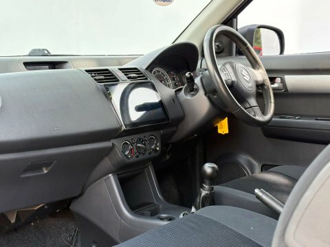 Suzuki Swift 1.2 Sz3  #30
