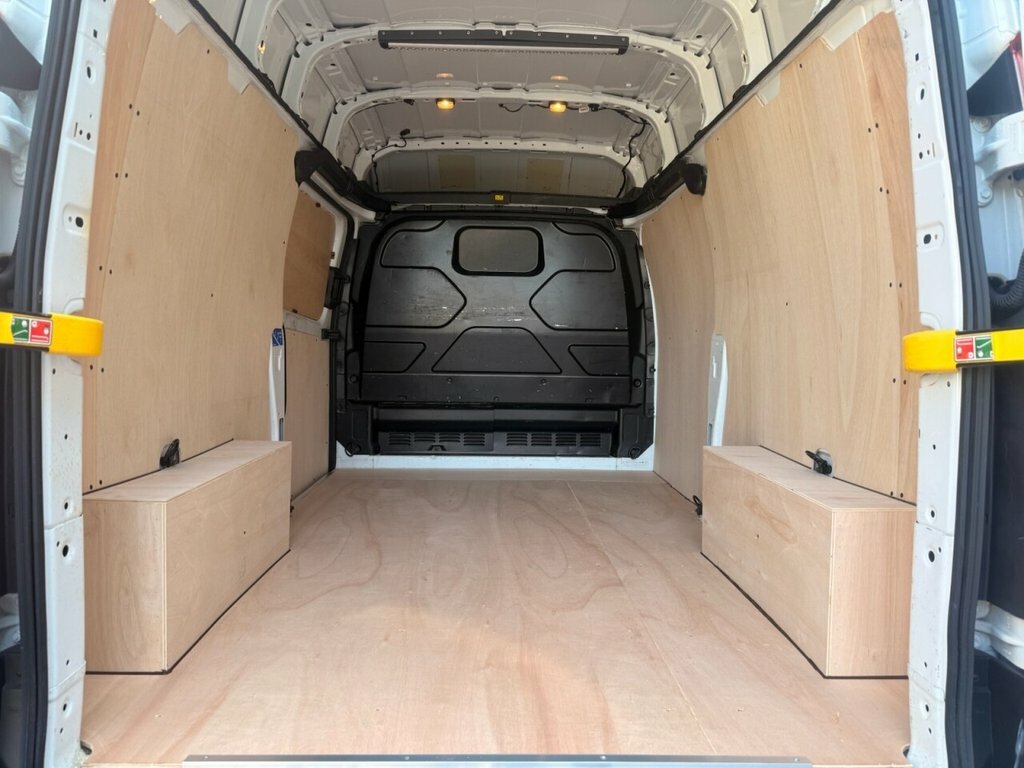 Ford Transit Custom 2L Leader SN20KKZ White #2