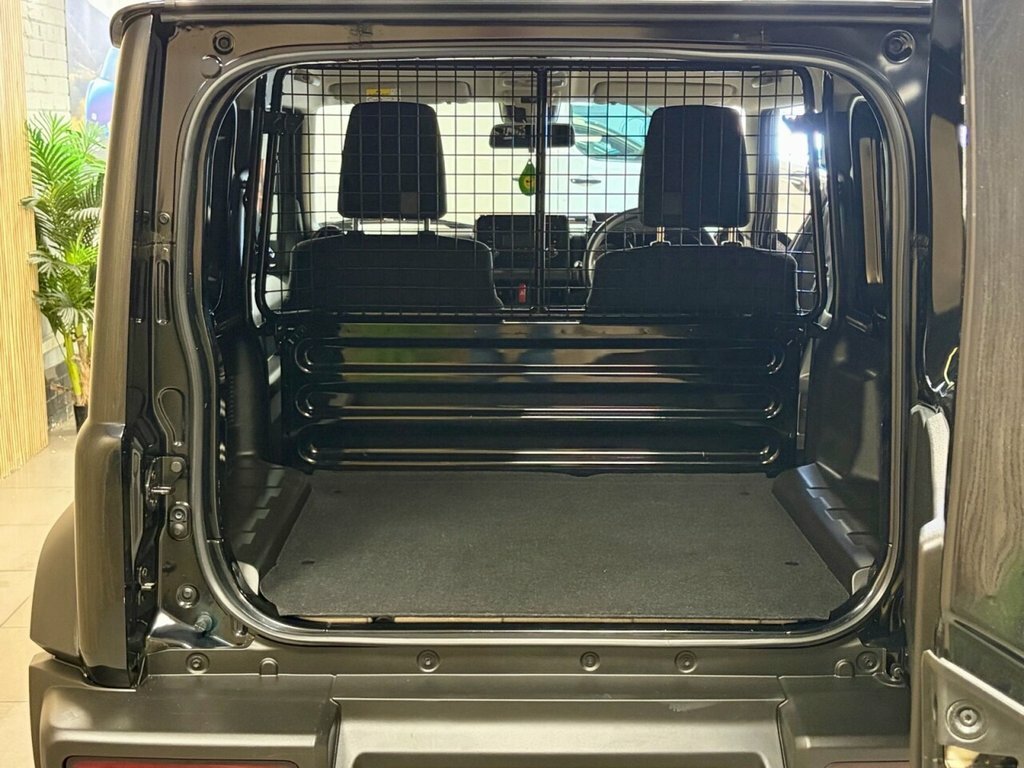 Suzuki Jimny 1.5L Null NV73DWW Black #4