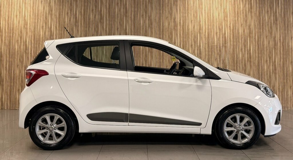 Hyundai I10 1.2L Premium White #2
