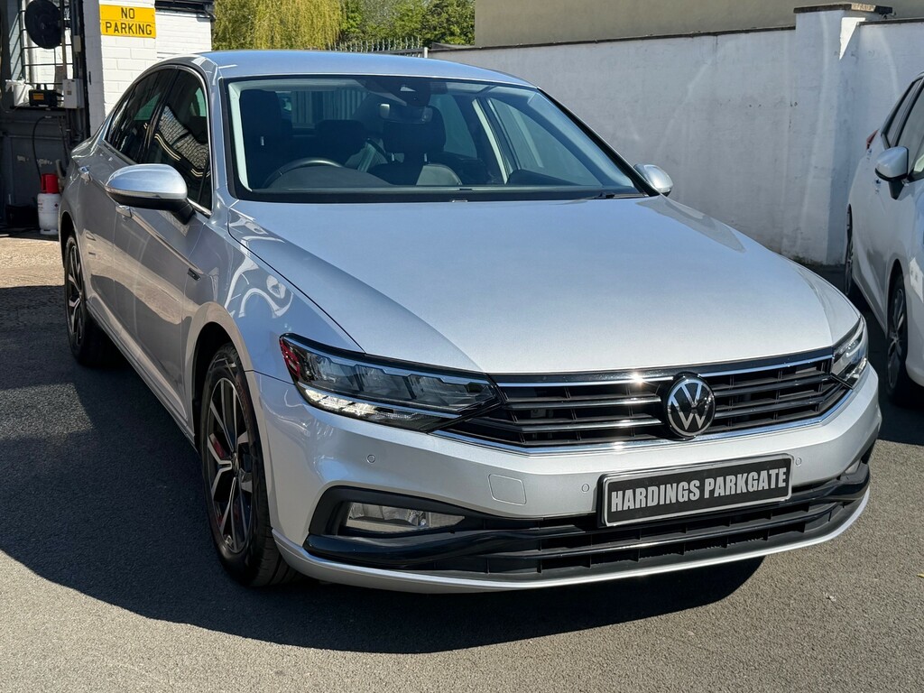 Volkswagen Passat 1.5 Tsi Evo Sel Saloon Dsg Euro 6 Ss 